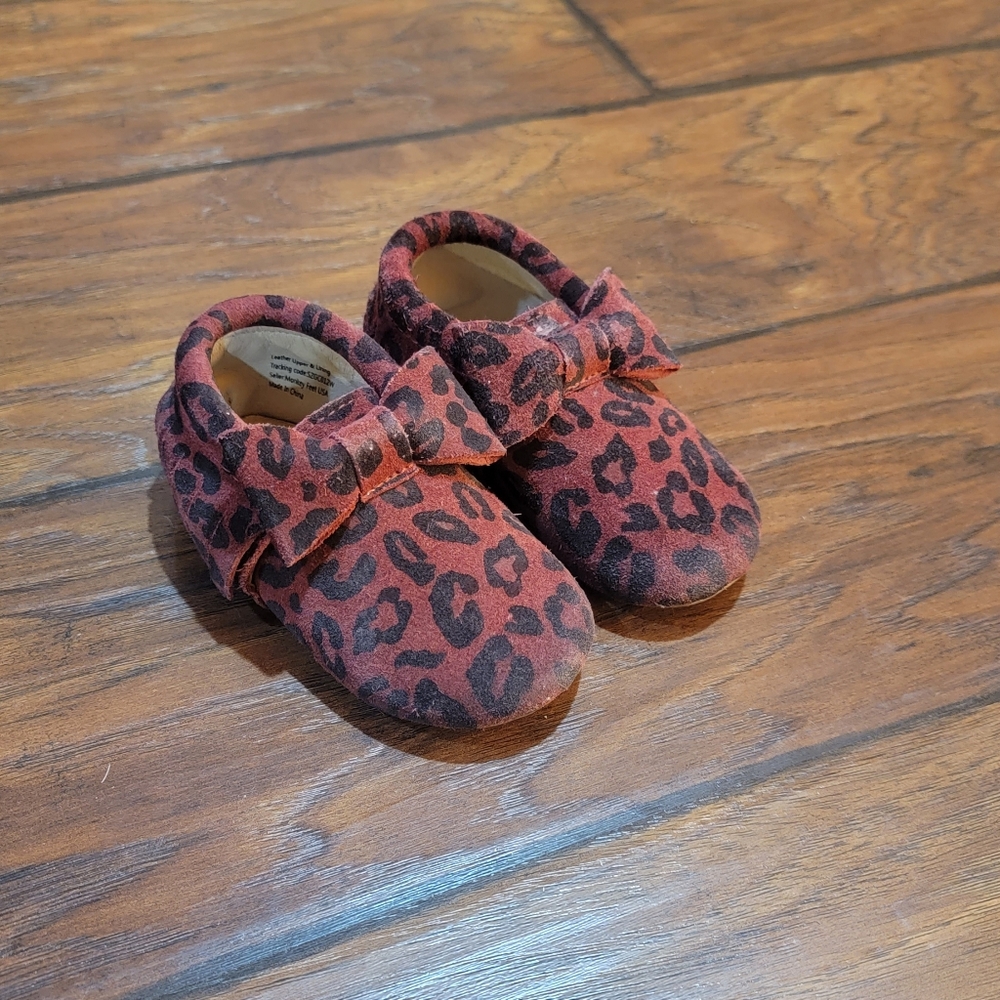 Monkey Feet